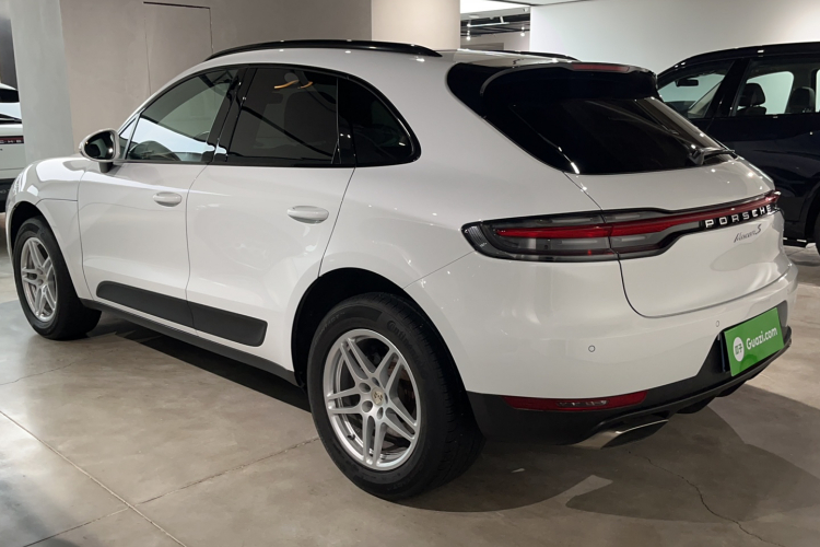 保时捷 2018款 Macan 2.0T车身外观6005