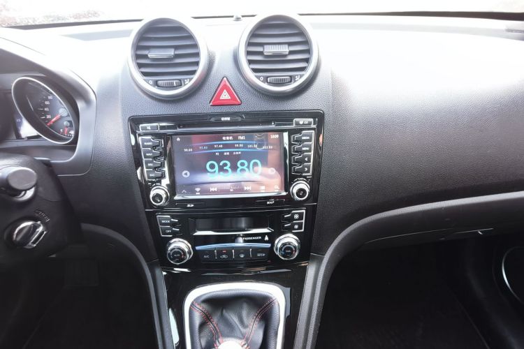 哈弗H6 2016款 升级版 1.5T 手动两驱精英型中控内饰7007