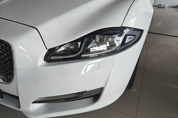 捷豹XJ 2016款 XJL 3.0 SC 两驱典雅商务版局部细节36