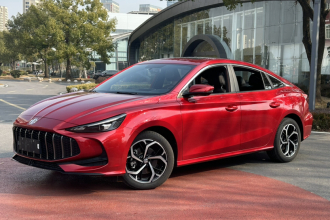 名爵 MG5 2025款 300TGI 全球旗舰版