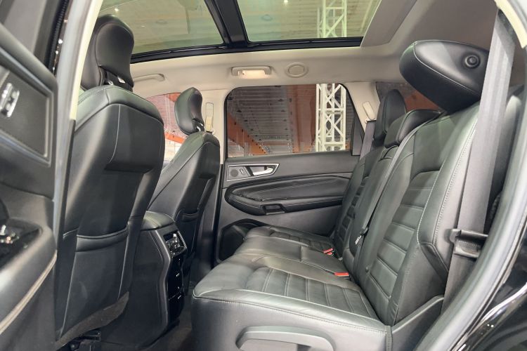 福特 锐界 2016款 EcoBoost 245 两驱豪锐型 7座中控内饰7004