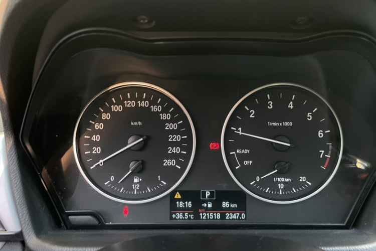 宝马X1 2018款 sDrive18Li 时尚型中控内饰15