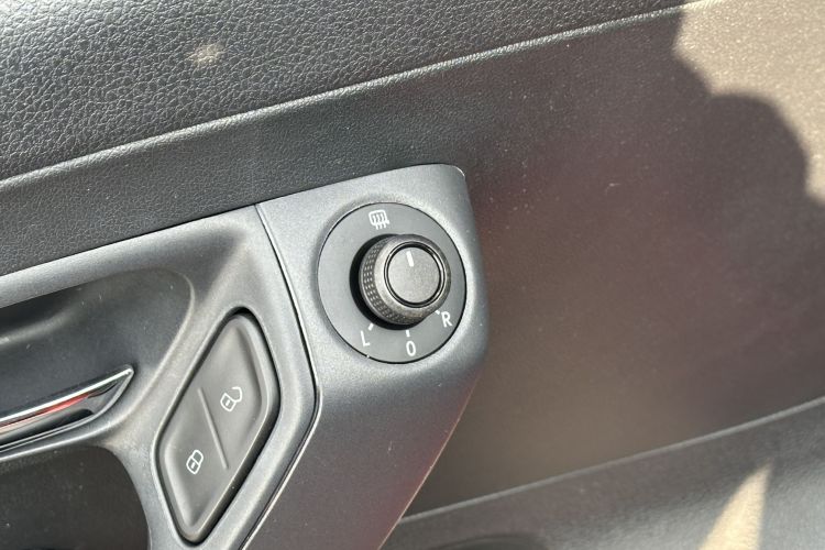 大众 Polo 2018款 1.5L 自动安享型中控内饰7011