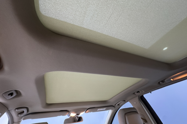 奔驰R级 2017款 R 320 4MATIC 商务型臻藏版局部细节22