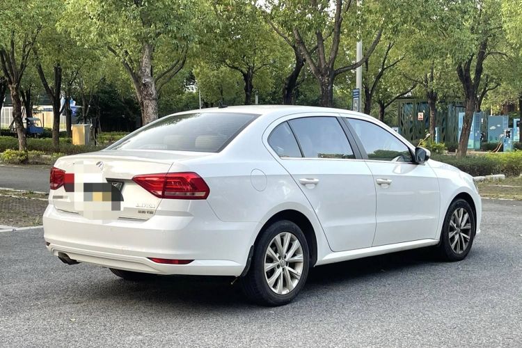 大众 朗逸 2015款 230TSI DSG舒适版车身外观6004