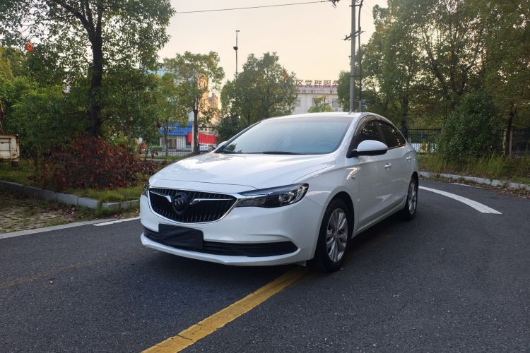 别克 英朗 2021款 改款 典范 1.5L 自动精英型车身外观1