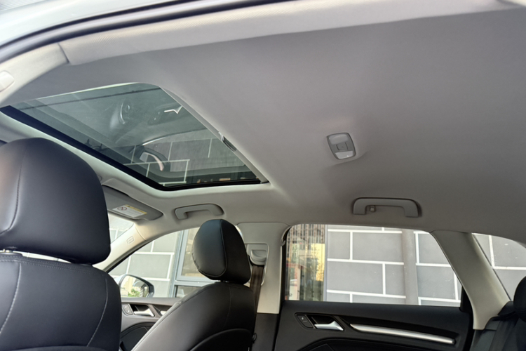 奥迪A3 2015款 Sportback 35 TFSI 百万纪念智领型局部细节22