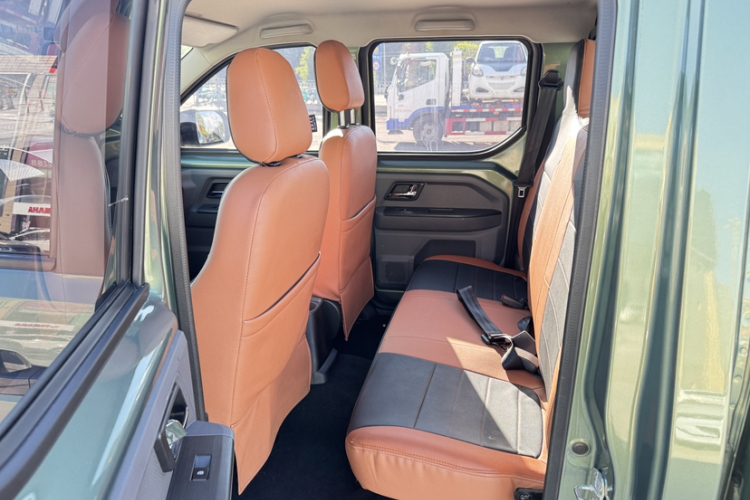 五菱汽车 五菱征途 2021款 1.5L进取型LAR中控内饰7003