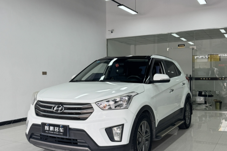 北京现代ix25 2015款 1.6L 自动两驱智能型GLS车身外观1