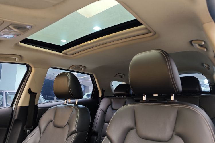 东风风光 风光S560 2018款 1.8L CVT尊贵型中控内饰7013