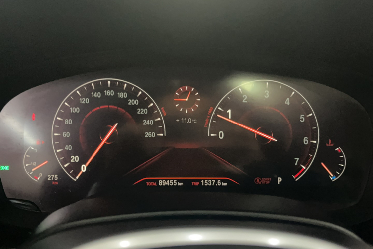 宝马5系 2019款 改款 525Li M运动套装中控内饰15