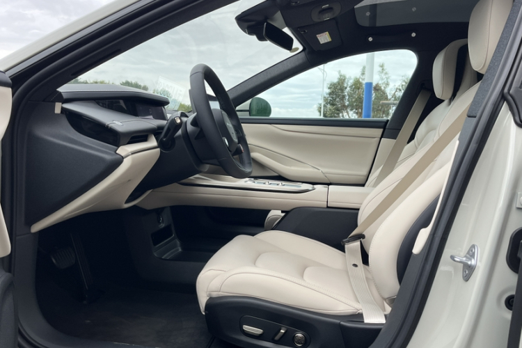 小米汽车 小米SU7 2024款 后驱长续航智驾版中控内饰7011