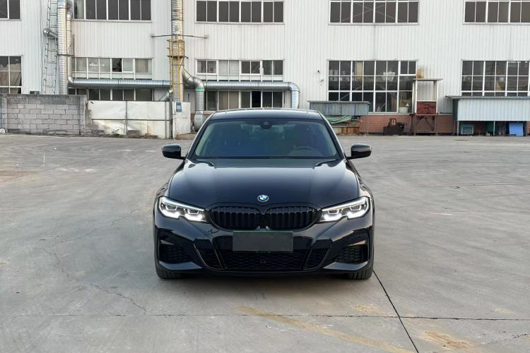 宝马3系 2022款 325Li M运动曜夜套装车身外观6002