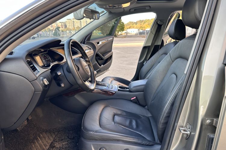 奥迪A4L 2013款 35 TFSI 自动舒适型中控内饰7001