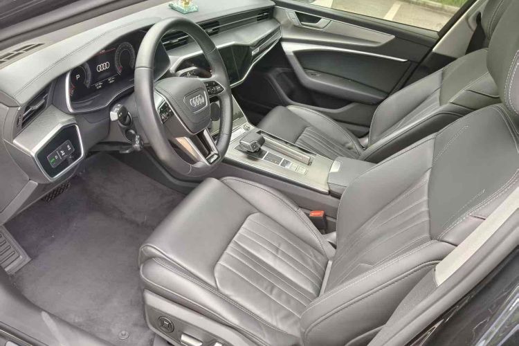 奥迪A6L 2024款 40 TFSI 豪华致雅型中控内饰7005