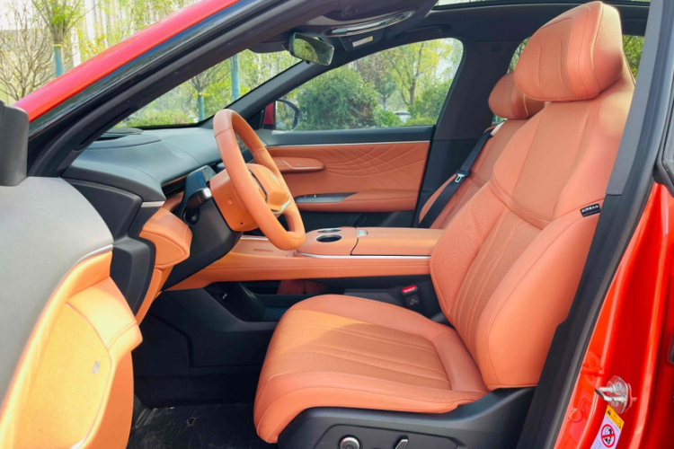 深蓝汽车 深蓝S07 2024款 215Max 乾崑智驾ADS SE增程版中控内饰7010