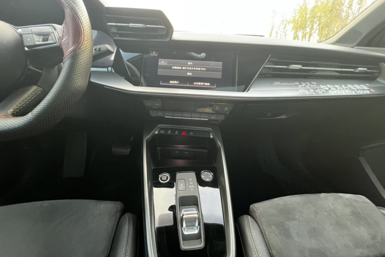 奥迪A3 2021款 Sportback 35 TFSI 豪华运动型中控内饰7004