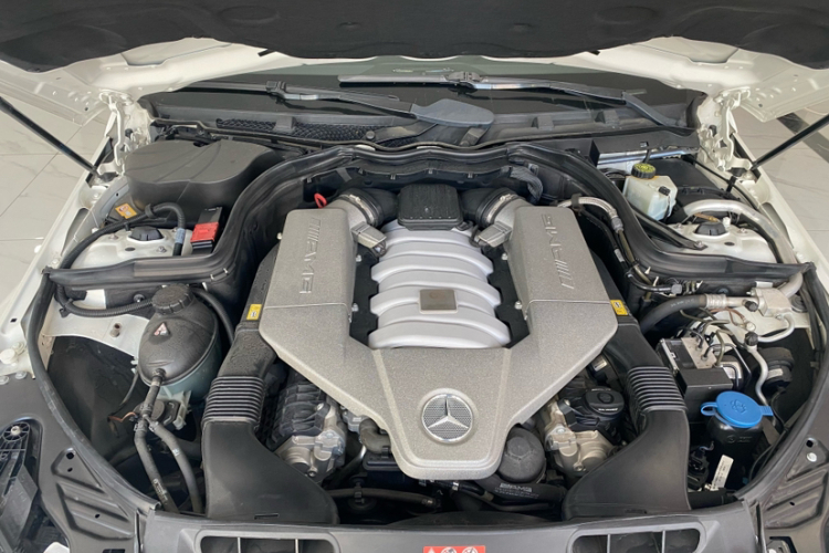 奔驰C级AMG 2012款 AMG C 63 Coupe 动感型中控内饰7006