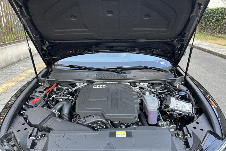 奥迪A6L 2025款 改款 45 TFSI quattro 臻选动感型局部细节24