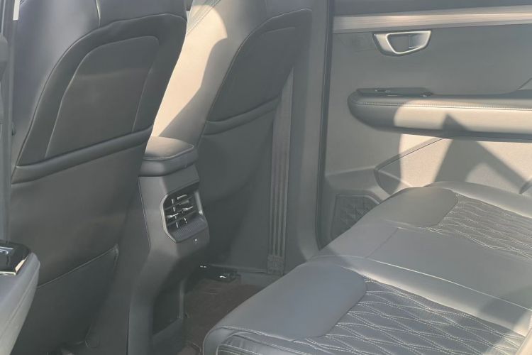 五菱汽车 五菱星辰 2022款 2.0L DHT电速款中控内饰7003