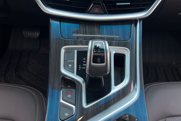 吉利汽车 嘉际 2021款 1.8TD DCT豪华型局部细节18