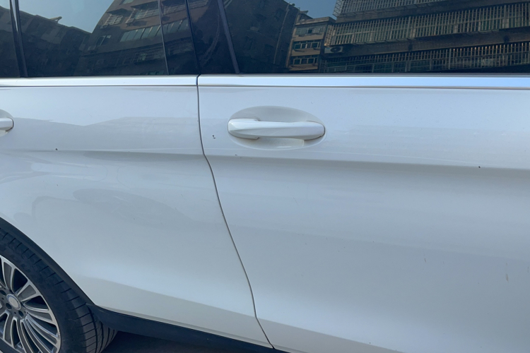 奔驰GLC 2017款 GLC 260 4MATIC 动感型局部细节9002