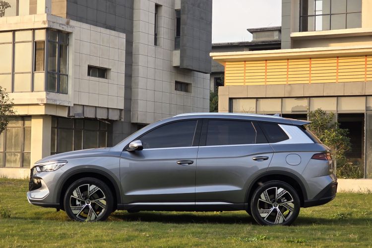 比亚迪 宋Pro新能源 2023款 冠军版 DM-i 110KM卓越型车身外观6007