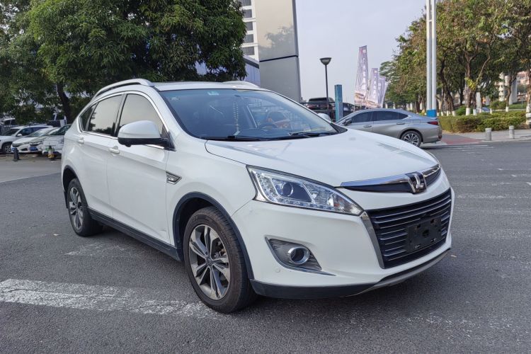 纳智捷 优6 SUV 2015款 1.8T 智尊型车身外观6003