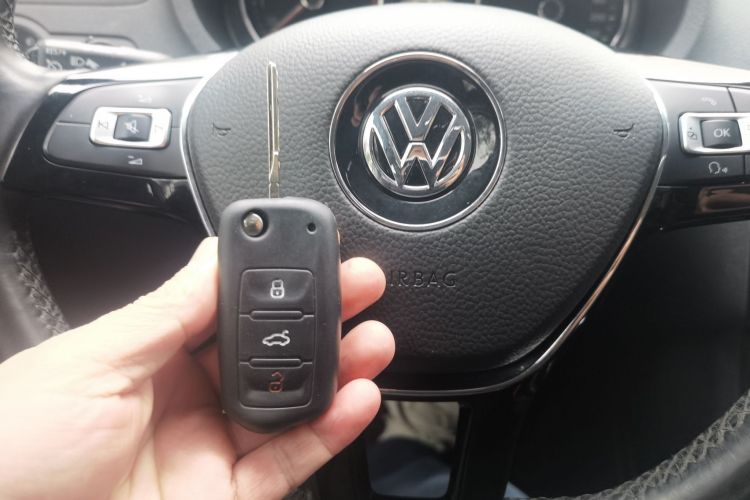 大众 Polo 2018款 1.5L 自动安享型中控内饰7001