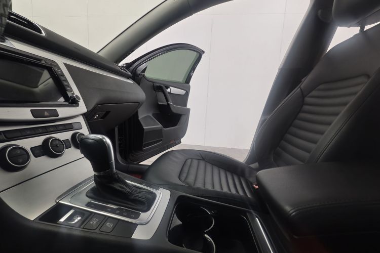 大众 迈腾 2015款 1.8TSI 领先型中控内饰7009