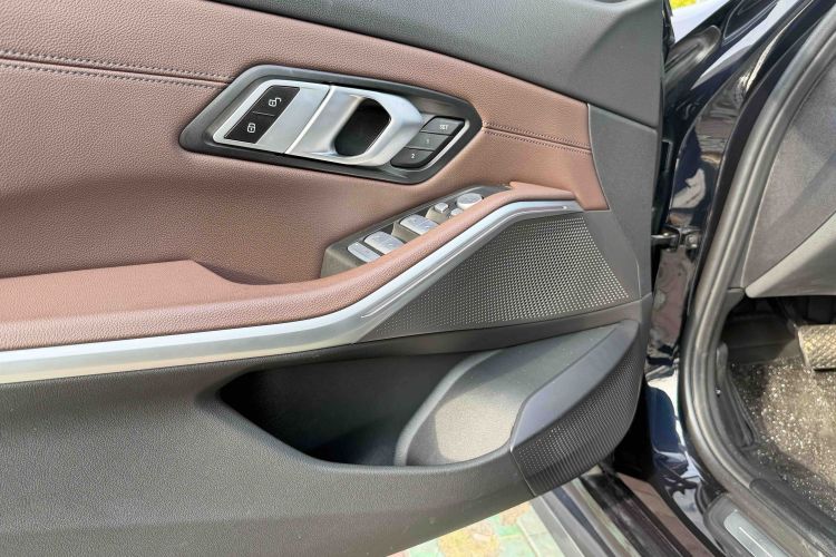 宝马i3 2024款 eDrive 40 L 曜夜套装中控内饰7007