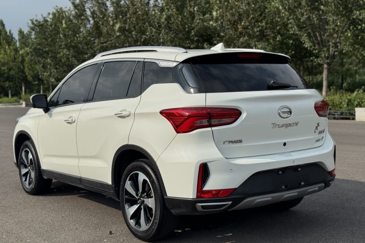 广汽传祺 传祺GS4 2018款 235T 自动两驱至尊版车身外观6006