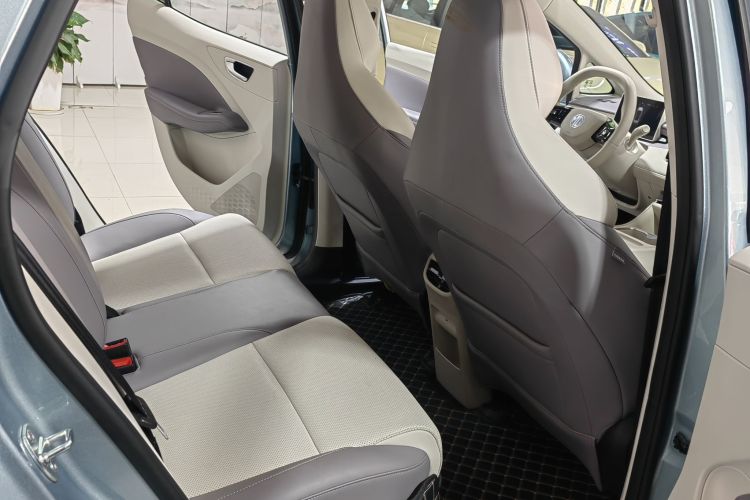 名爵 MG4 EV 2026款 437 自由版中控内饰7006