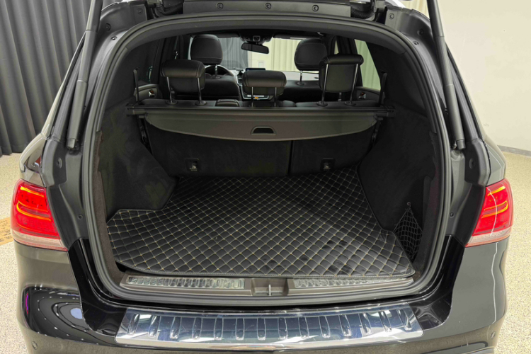 奔驰GLE 2019款 GLE 320 4MATIC 动感型臻藏版局部细节23