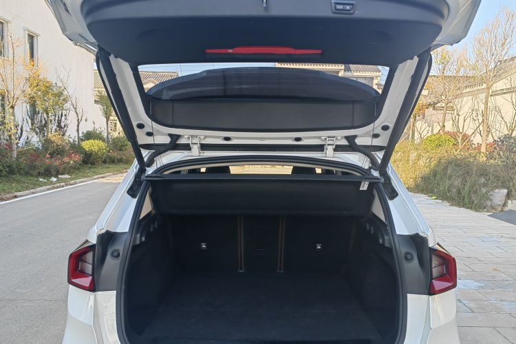 宝马iX1 2023款 xDrive30L X设计套装局部细节23