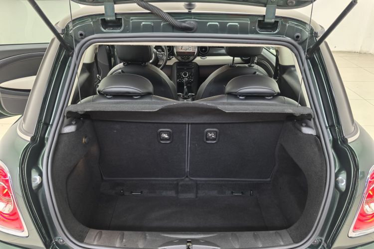 MINI 2011款 1.6T COOPER S局部细节23