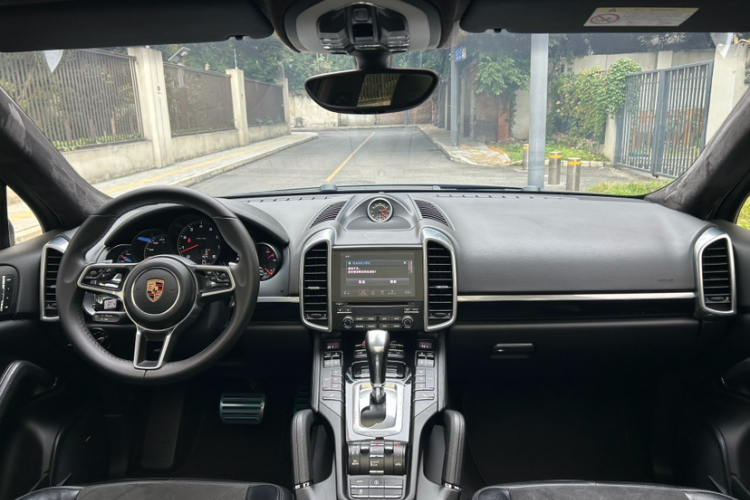 保时捷 2016款 Cayenne Platinum Edition 3.0T中控内饰7004