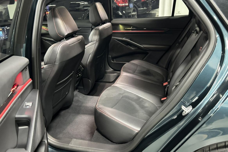 福特 蒙迪欧 2023款 1.5T E-混动 ST-Line中控内饰7004