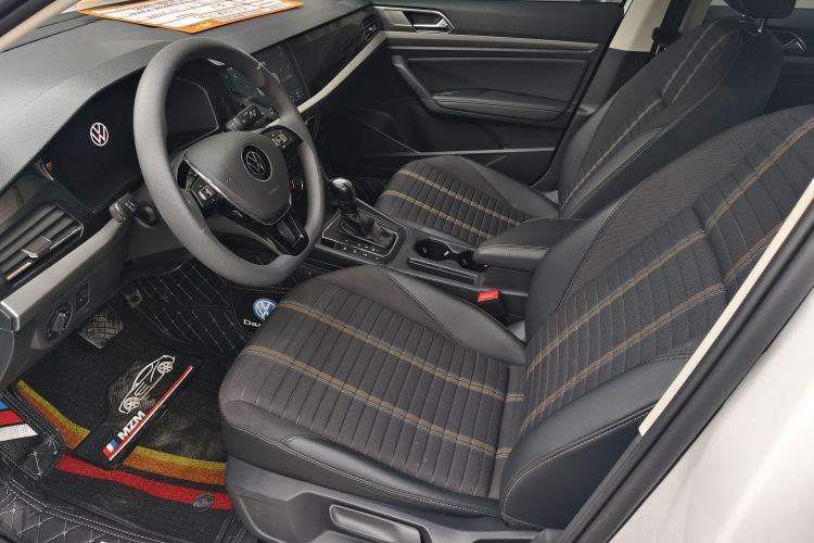 大众 朗逸 2022款 280TSI DSG舒适版中控内饰7002