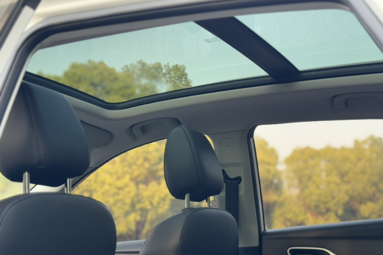 名爵ZS 2020款 180DVVT 自动Lite局部细节22