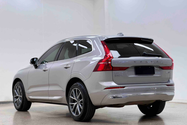 沃尔沃XC60 2022款 B5 四驱智远豪华版车身外观6010