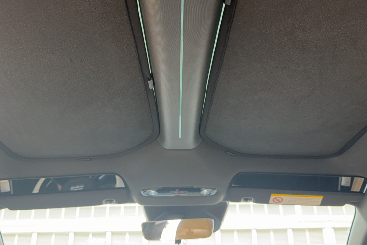 吉利银河 银河L6 2023款 125km 星舰中控内饰7005