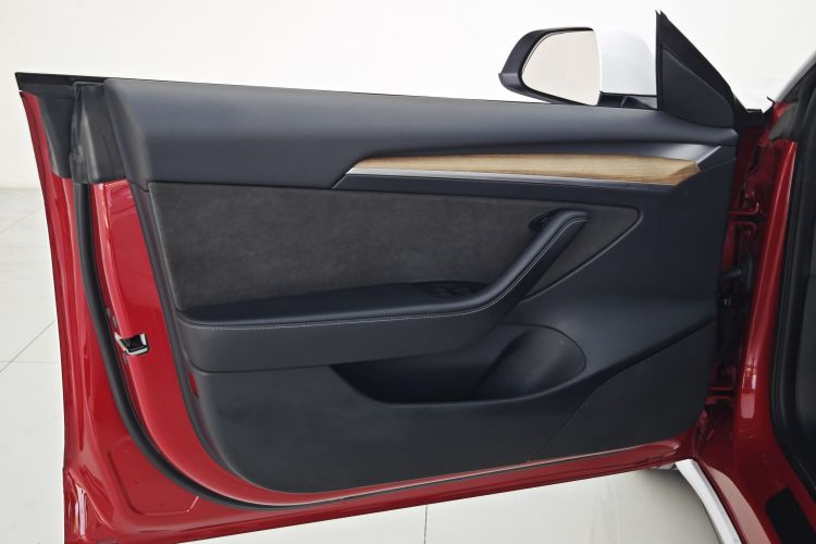 特斯拉 Model 3 2021款 标准续航后驱升级版 3D6中控内饰7009