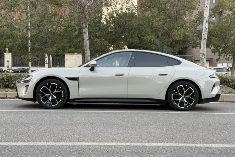 小米汽车 小米SU7 2024款 后驱长续航智驾版车身外观6005