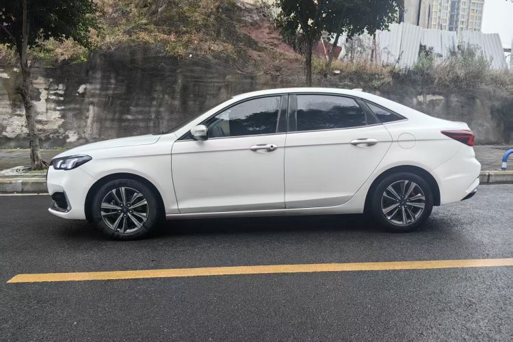 福特 福睿斯 2021款 1.5L 自动钻石版车身外观6003