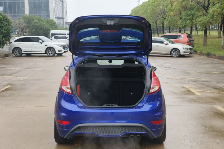 福特 嘉年华(进口) 2013款 1.6T ST车身外观6007