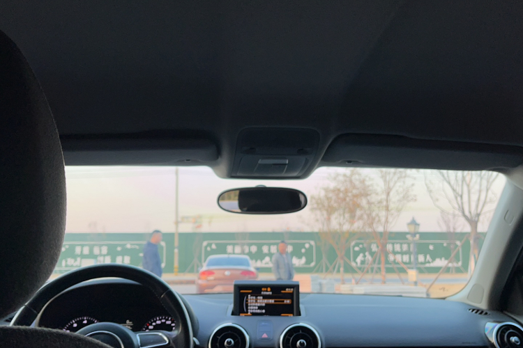 奥迪A1 2014款 30 TFSI Sportback时尚型局部细节22