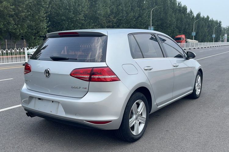 大众 高尔夫 2015款 1.4TSI 自动豪华型车身外观6003