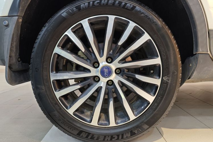 福特 领界 2019款 EcoBoost 145 CVT尊领型PLUS 国VI车身外观6015