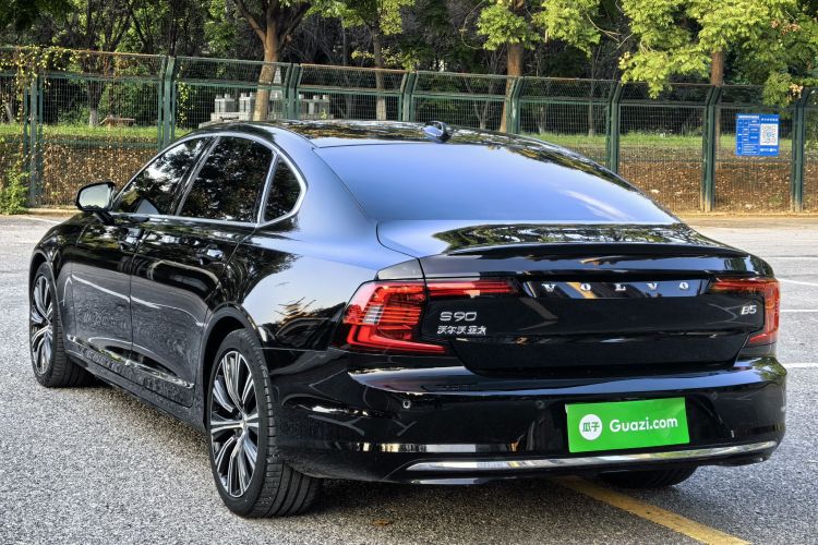 沃尔沃S90 2024款 B5 智远豪华版车身外观6004